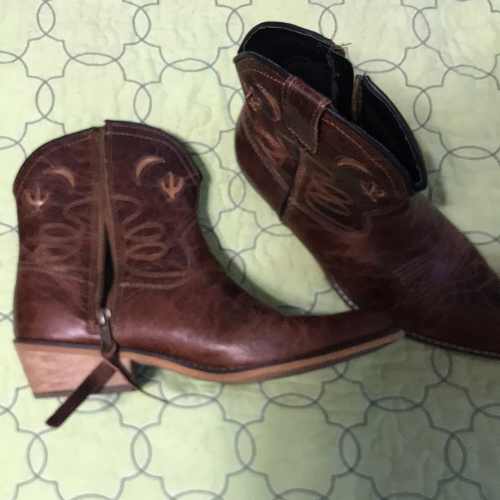 Dingo boots